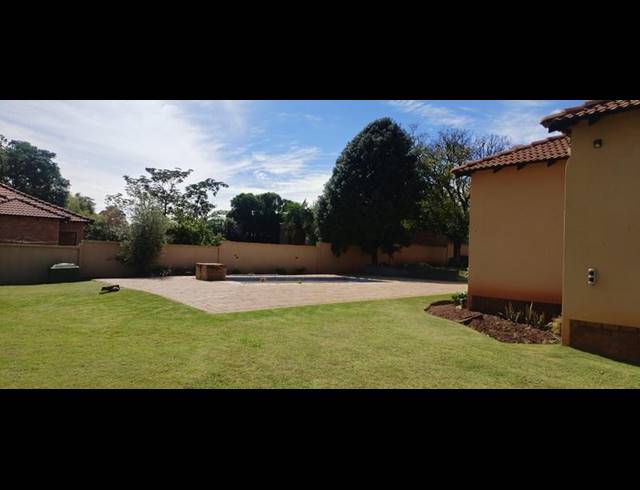 5 BEDROOM HOUSE FOR SALE IN CLAYVILLE